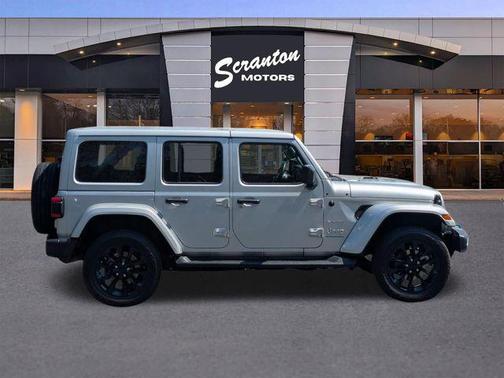 Silver Zynith Clearcoat 2023 Jeep Wrangler 4xe Sahara