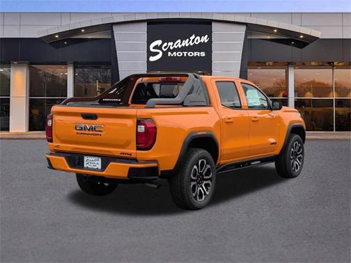 2025 GMC Canyon Base