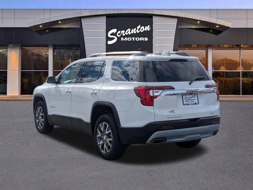 2023 GMC Acadia AWD SLT