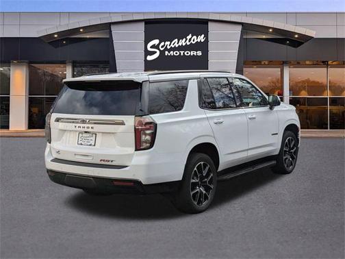 2022 Chevrolet Tahoe 4WD RST