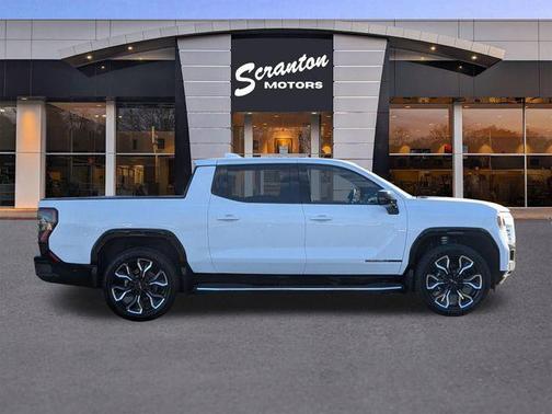 2025 GMC Sierra EV Max Range Denali