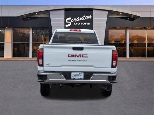 2025 GMC Sierra 2500 Base