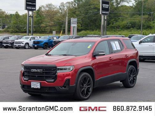 Volcanic Red Tintcoat 2023 GMC Acadia AWD SLT