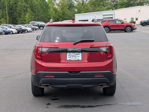 Volcanic Red Tintcoat 2023 GMC Acadia AWD SLT