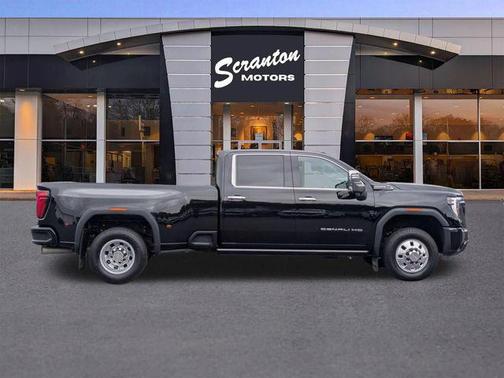 Onyx Black 2024 GMC Sierra 3500 Denali