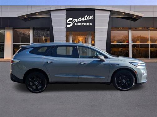 2023 Buick Enclave Essence AWD
