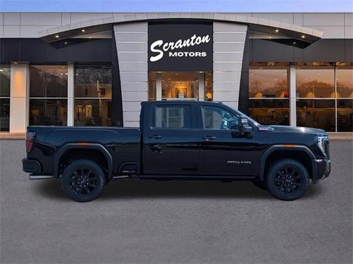 2025 GMC Sierra 2500 AT4