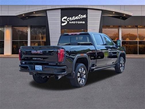 2025 GMC Sierra 2500 Denali