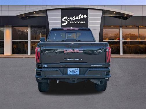 2025 GMC Sierra 2500 Denali
