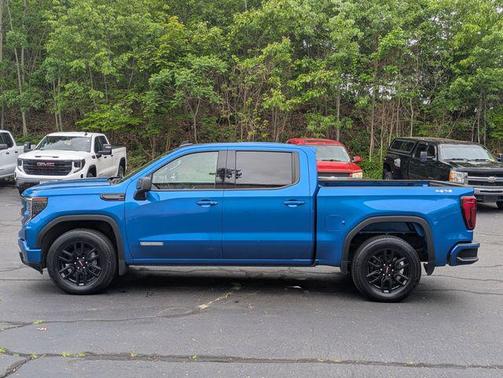Dynamic Blue Metallic 2024 GMC Sierra 1500 Elevation