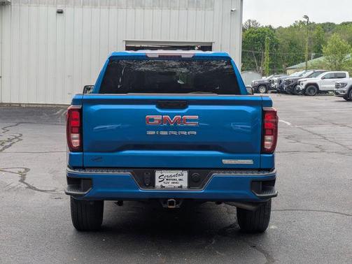 Dynamic Blue Metallic 2024 GMC Sierra 1500 Elevation