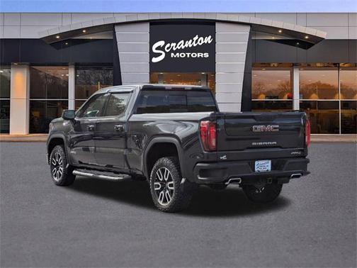2022 GMC Sierra 1500 AT4