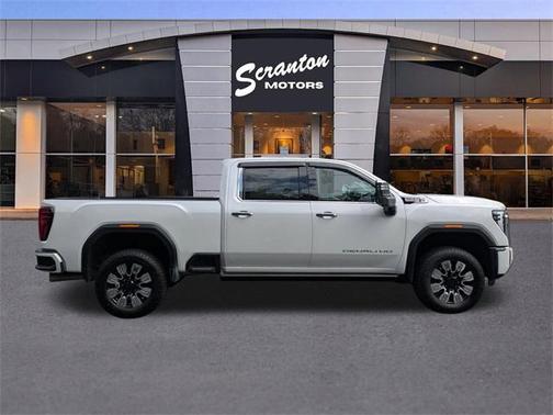 2024 GMC Sierra 2500 Denali