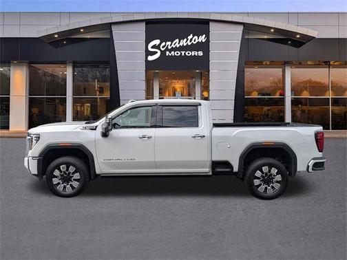 2024 GMC Sierra 2500 Denali