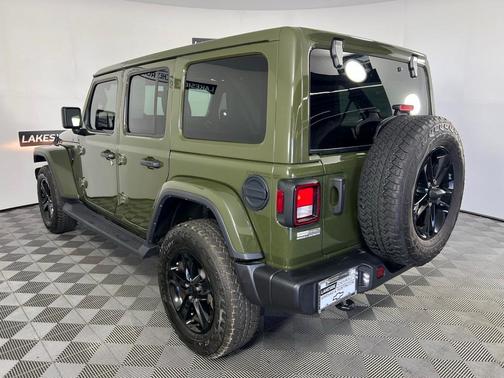 2022 Jeep Wrangler Unlimited Sahara Altitude