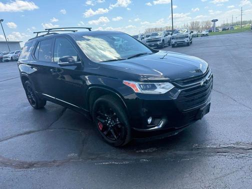 Mosaic Black Metallic 2018 Chevrolet Traverse Premier