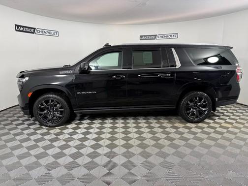 2023 Chevrolet Suburban High Country