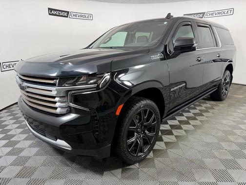 2023 Chevrolet Suburban High Country