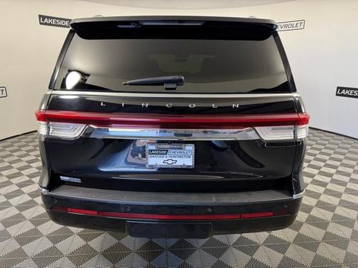 2022 Lincoln Navigator L Reserve