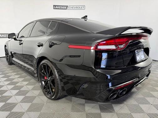 2022 Kia Stinger GT2