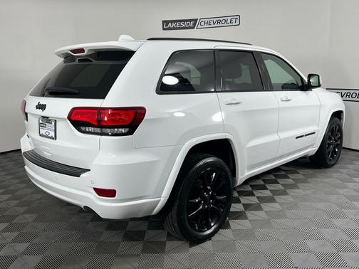 2021 Jeep Grand Cherokee Laredo X