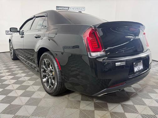 2017 Chrysler 300 S