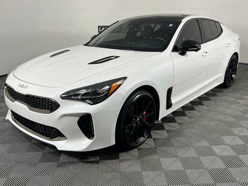 2022 Kia Stinger GT2
