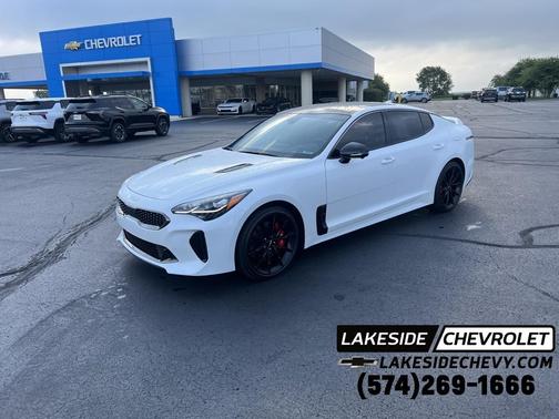 2022 Kia Stinger GT2