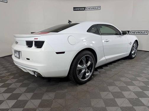 Summit White 2010 Chevrolet Camaro 2SS