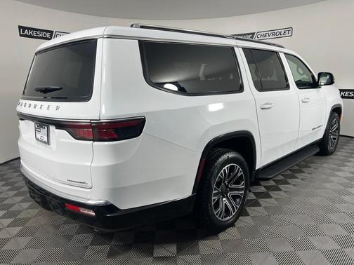 2023 Jeep Wagoneer L Series II