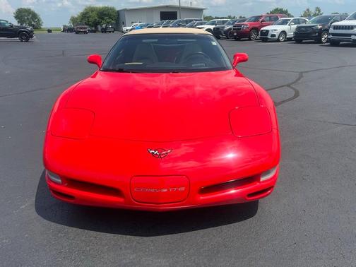 2004 Chevrolet Corvette Base