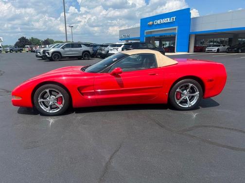 2004 Chevrolet Corvette Base
