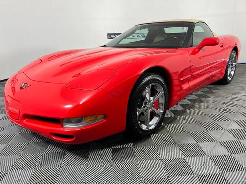 2004 Chevrolet Corvette Base