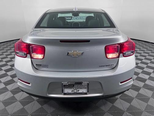 Photo 4 of 35 of 2014 Chevrolet Malibu 1LT