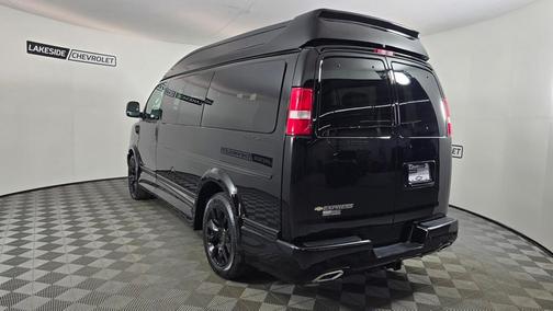 2026 Chevrolet Express 2500 Work Van