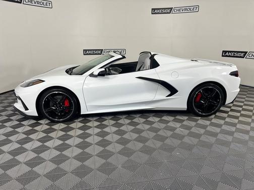 2023 Chevrolet Corvette Stingray w/3LT
