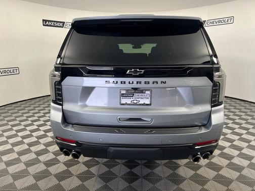 2025 Chevrolet Suburban Z71