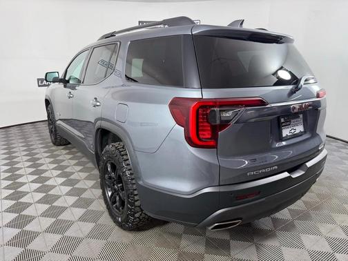2021 GMC Acadia AT4