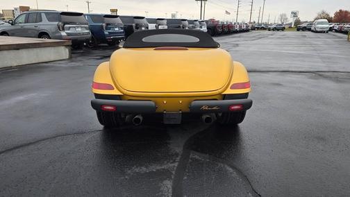 2002 Chrysler Prowler 