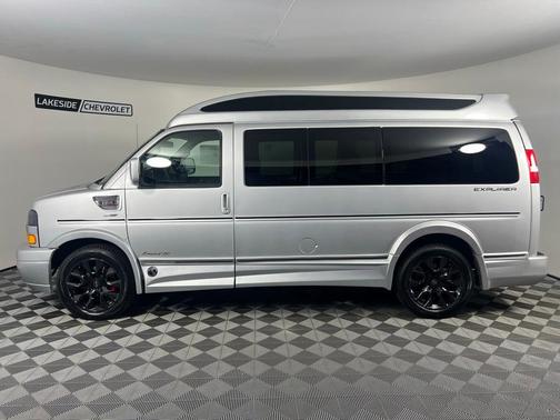 2025 Chevrolet Express 2500 Work Van