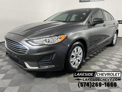 2019 Ford Fusion S