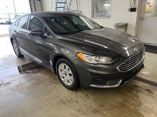 2019 Ford Fusion S