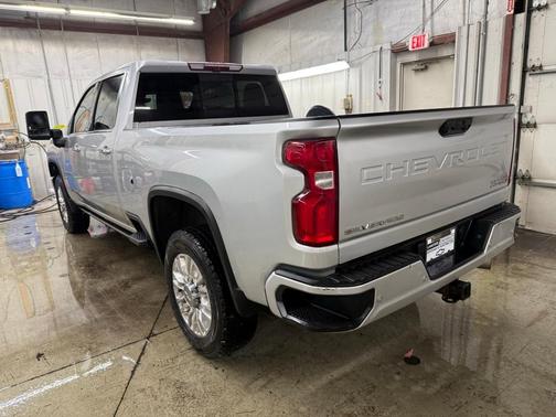 2023 Chevrolet Silverado 2500 High Country