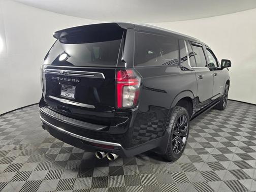 2023 Chevrolet Suburban High Country