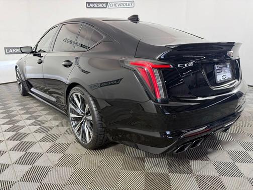 2022 Cadillac CT5-V Blackwing