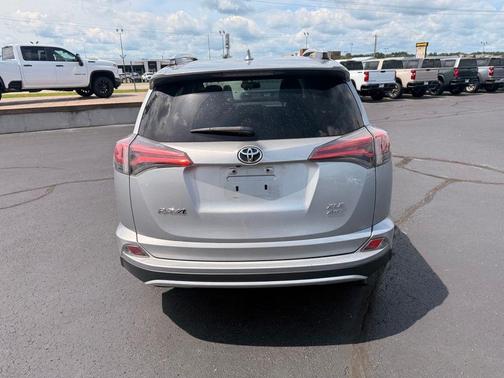 Silver Sky Metallic 2016 Toyota RAV4 XLE