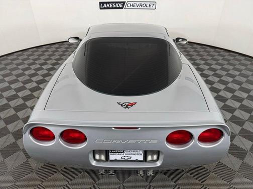 Sebring Silver Metallic 1997 Chevrolet Corvette