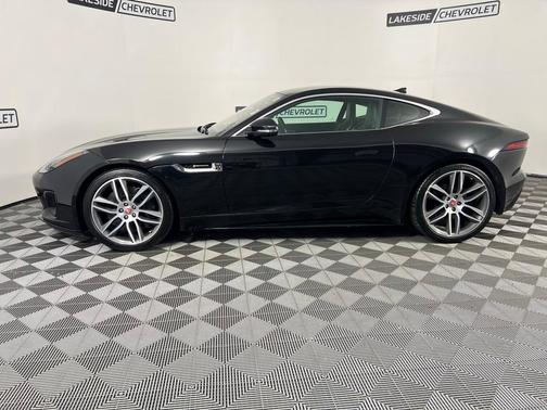 2019 Jaguar F-TYPE R-Dynamic