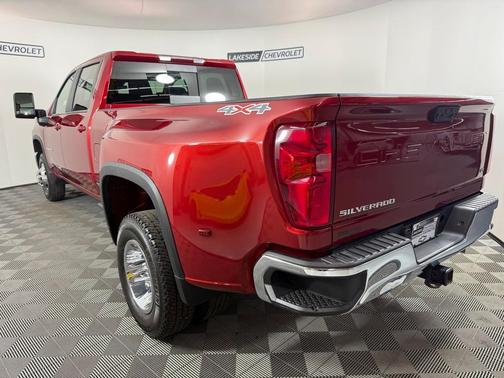 2024 Chevrolet Silverado 3500 LT