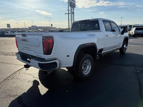 2022 GMC Sierra 3500 Denali